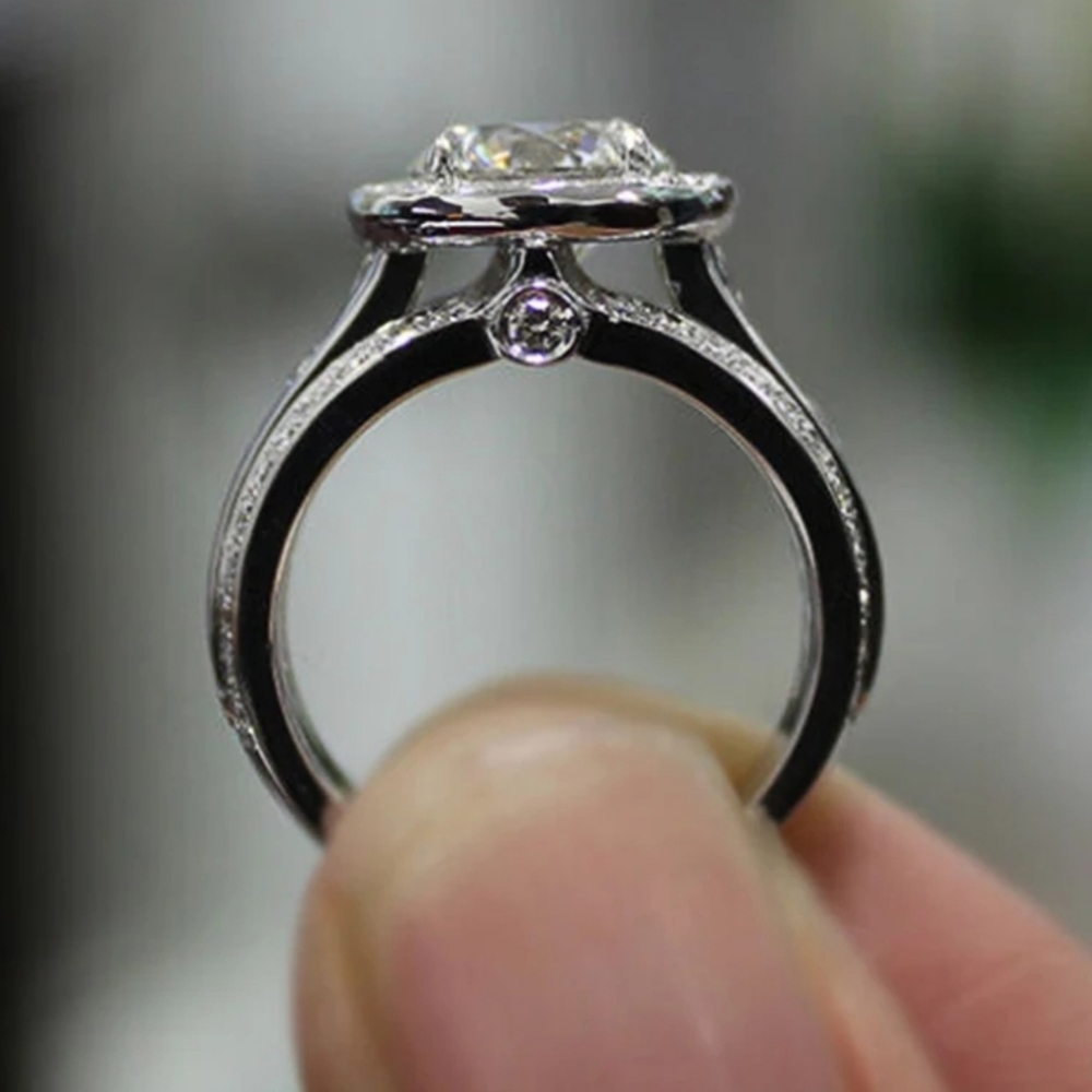 Dazzling Engagement Ring - Picture 5 of 5